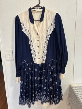 Vintage Navy and Cream Floral Long-Sleeve Midi Dress